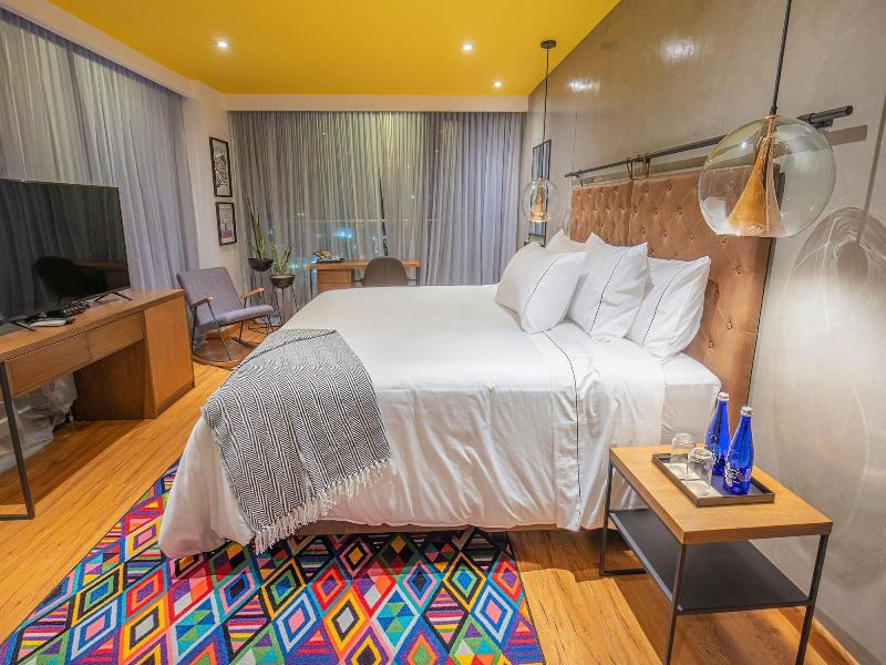 Hotel V1501 image
