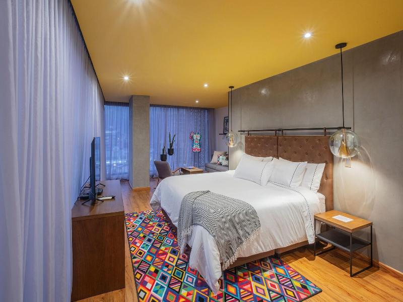 Hotel V1501 image