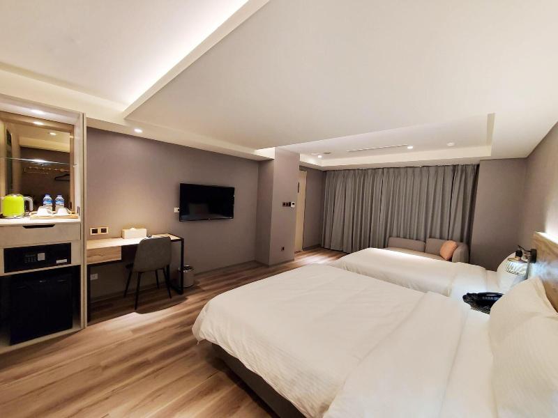 Hinoen Hotel image