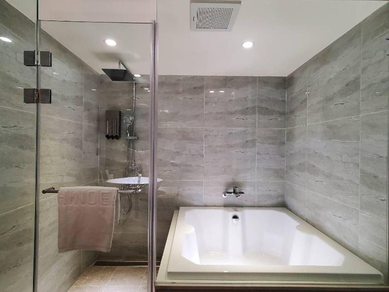 Hinoen Hotel image