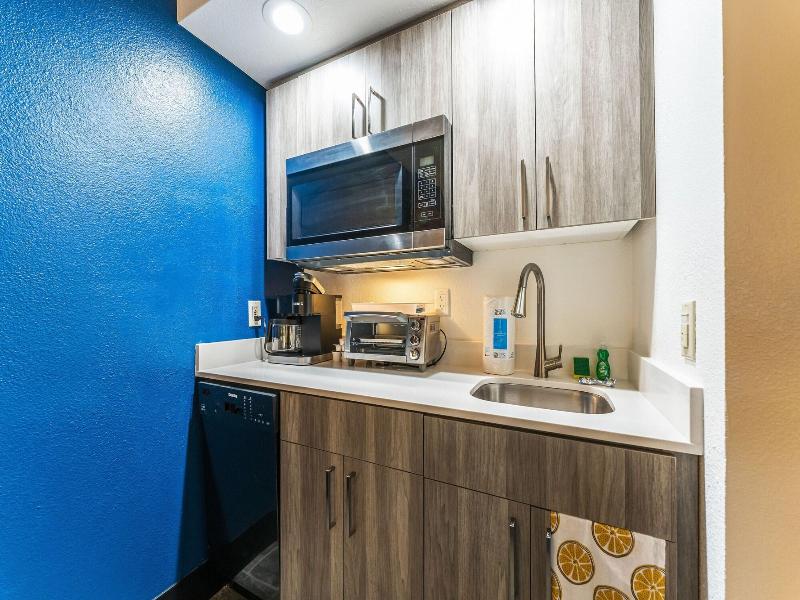 Metro Tempe Extended Stay image