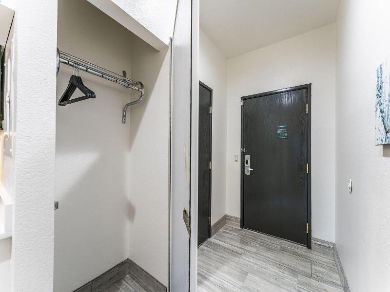Metro Tempe Extended Stay image