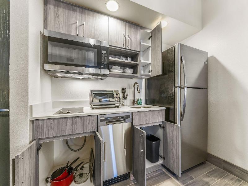Metro Tempe Extended Stay image