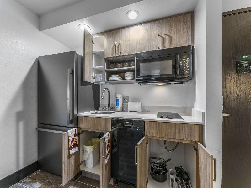 Metro Tempe Extended Stay image