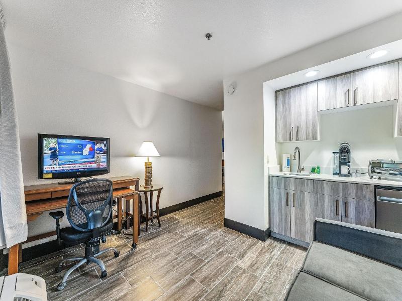 Metro Tempe Extended Stay image