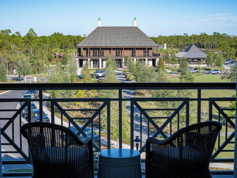 Camp Creek Inn — photo 42