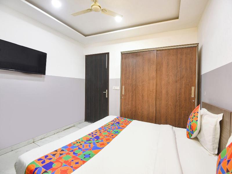 Fabhotel Shagun And Banquets image