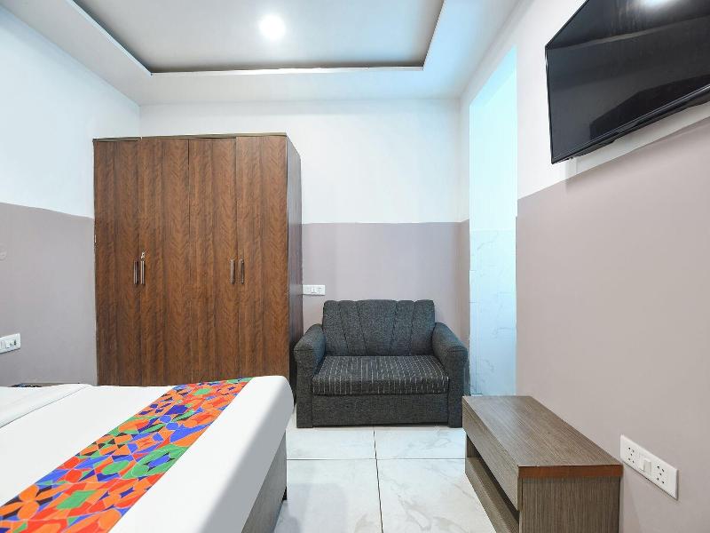 Fabhotel Shagun And Banquets image