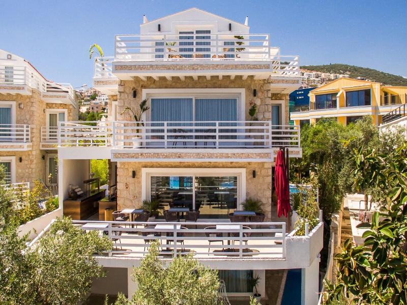 Kalkan Saray Suites Adults Only image