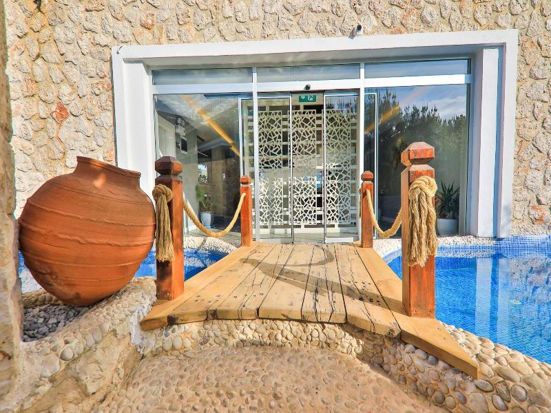 Kalkan Saray Suites Adults Only image