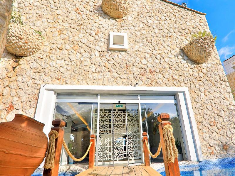 Kalkan Saray Suites Adults Only image