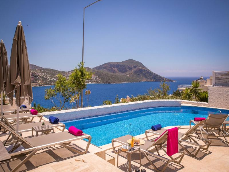 Kalkan Saray Suites Adults Only image