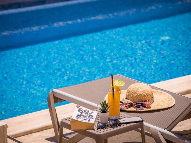 Kalkan Saray Suites Adults Only image