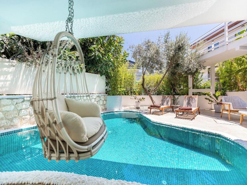 Kalkan Saray Suites Adults Only image