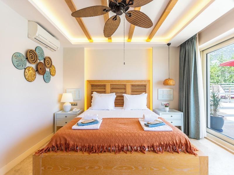 Kalkan Saray Suites Adults Only image