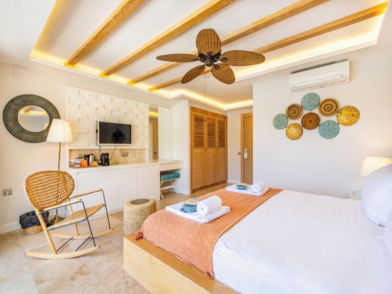 Kalkan Saray Suites Adults Only image