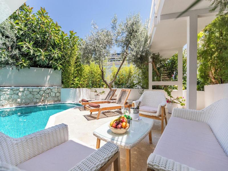 Kalkan Saray Suites Adults Only image