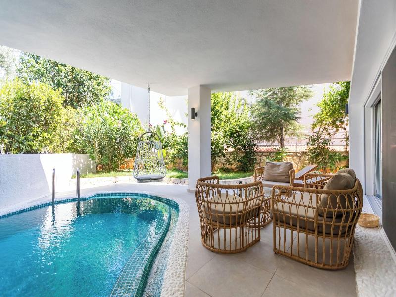 Kalkan Saray Suites Adults Only image