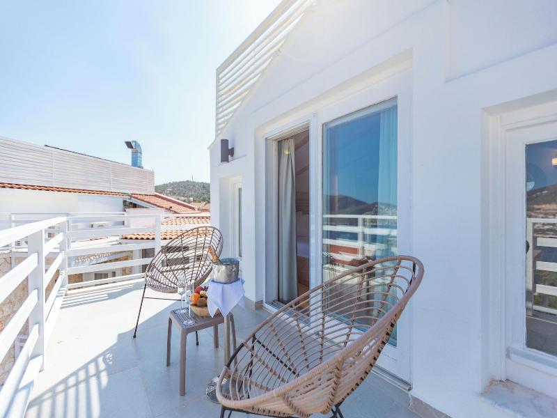 Kalkan Saray Suites Adults Only image