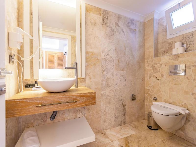 Kalkan Saray Suites Adults Only image