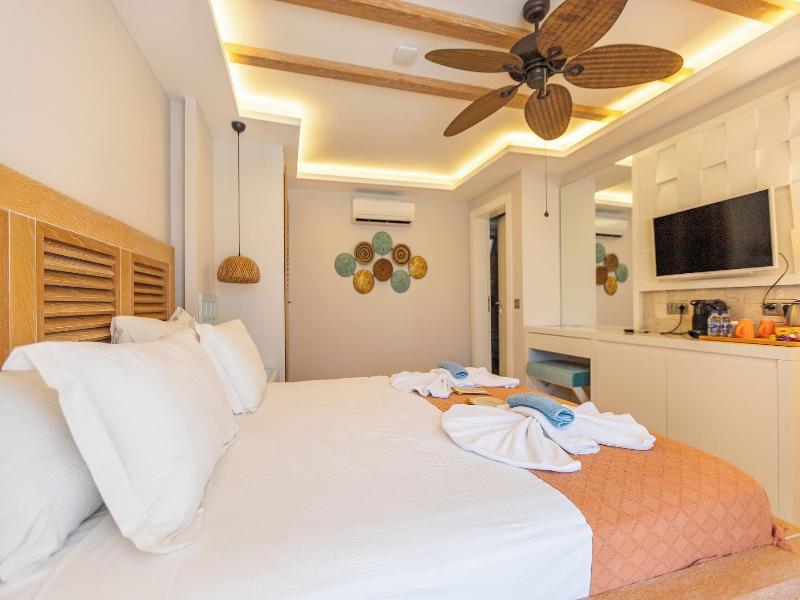 Kalkan Saray Suites Adults Only image