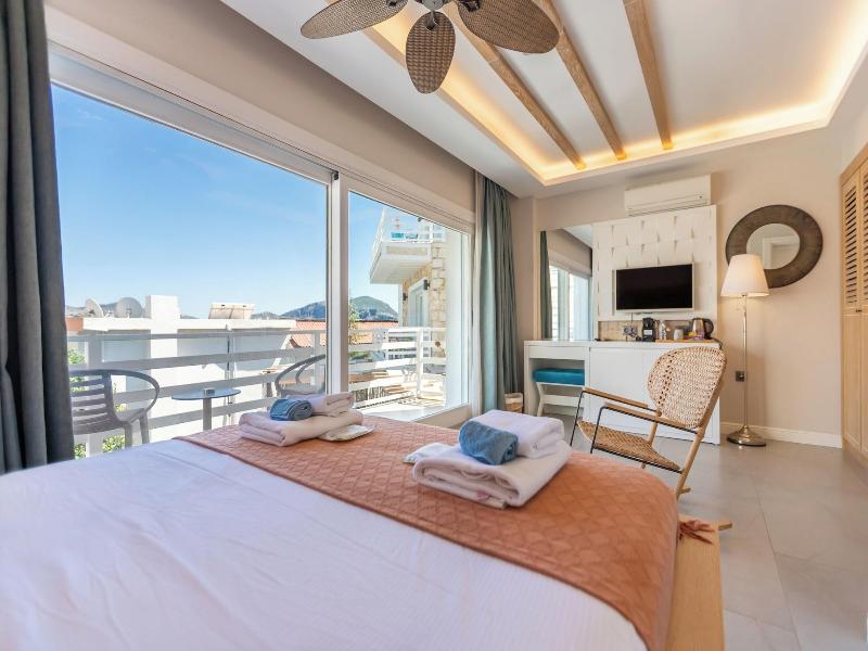 Kalkan Saray Suites Adults Only image