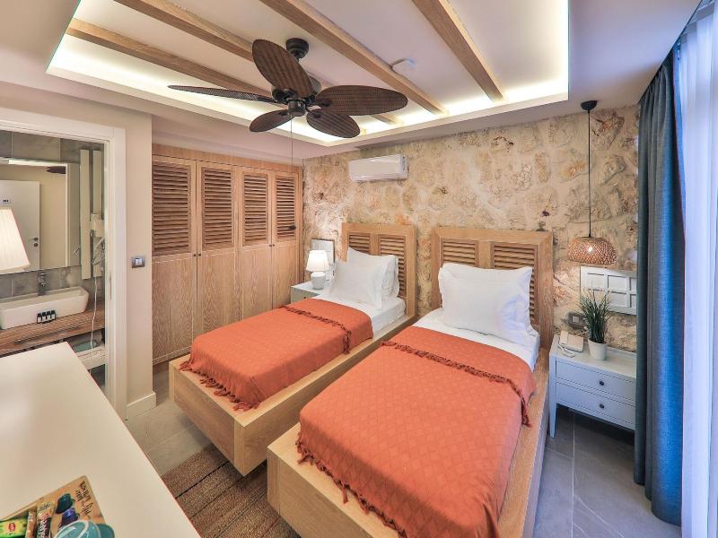 Kalkan Saray Suites Adults Only image