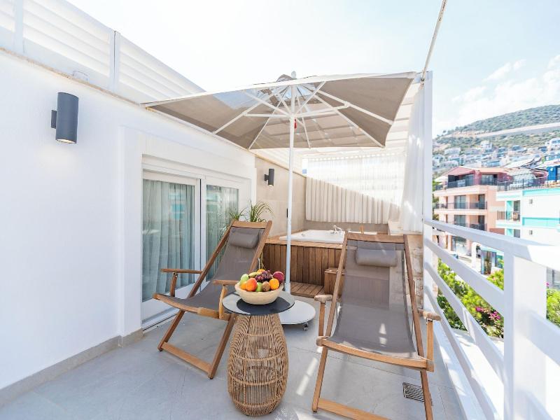 Kalkan Saray Suites Adults Only image