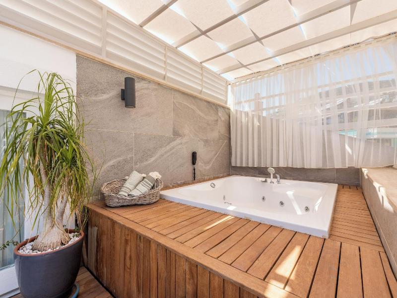 Kalkan Saray Suites Adults Only image
