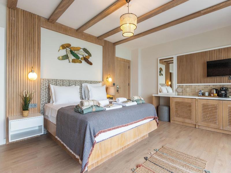 Kalkan Saray Suites Adults Only image