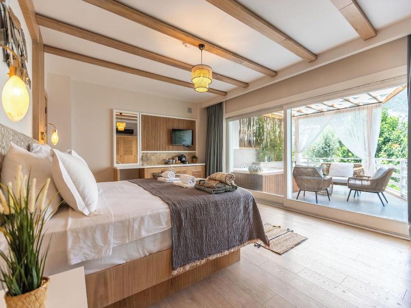 Kalkan Saray Suites Adults Only image