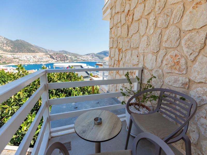 Kalkan Saray Suites Adults Only image