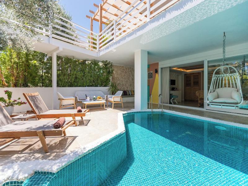 Kalkan Saray Suites Adults Only image