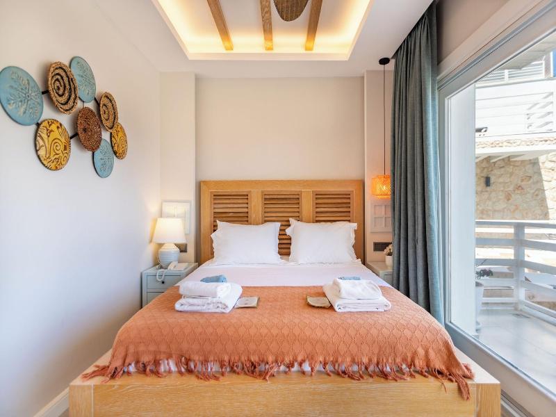 Kalkan Saray Suites Adults Only image