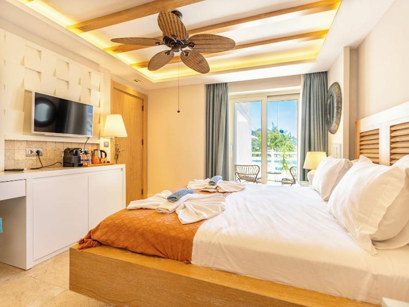 Kalkan Saray Suites Adults Only image