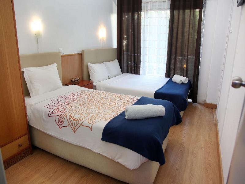 Lisbon Suite Home image