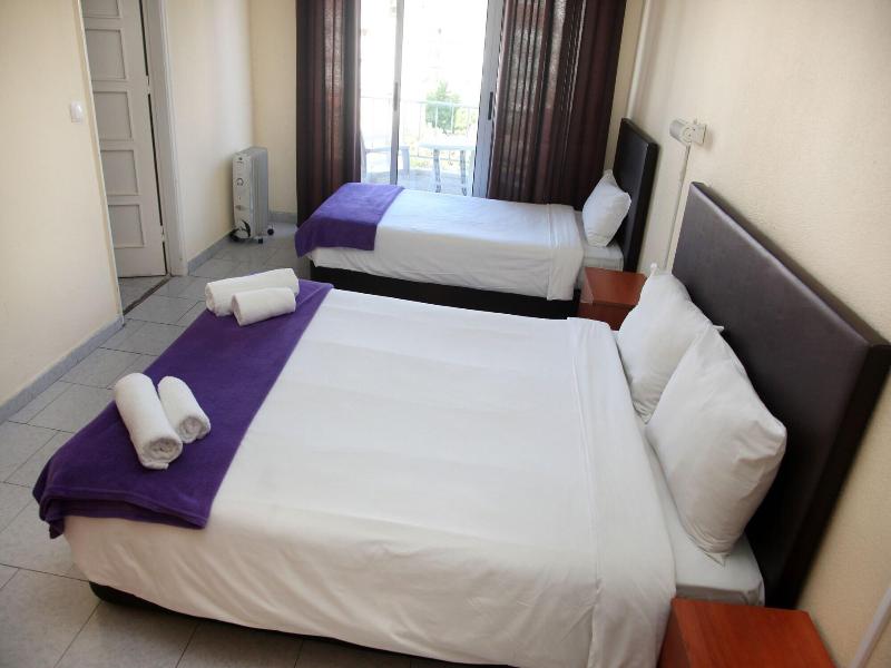 Lisbon Suite Home image