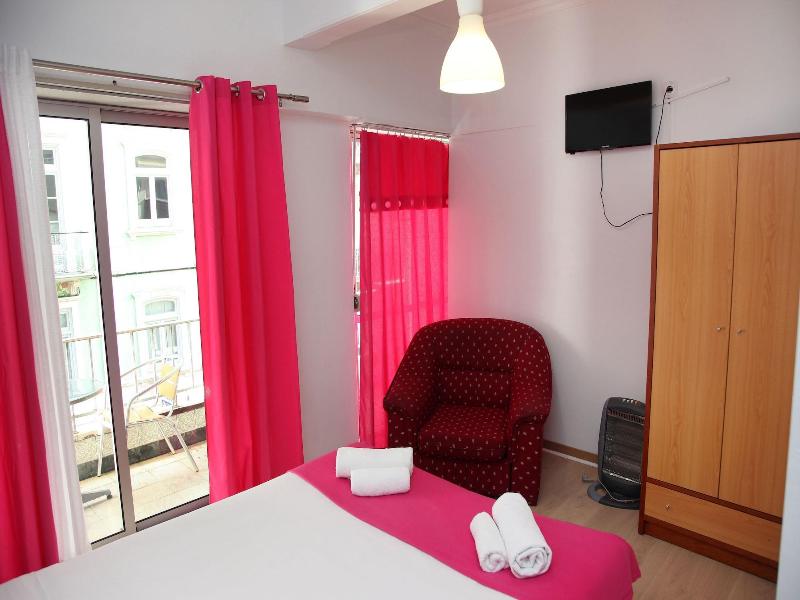 Lisbon Suite Home image
