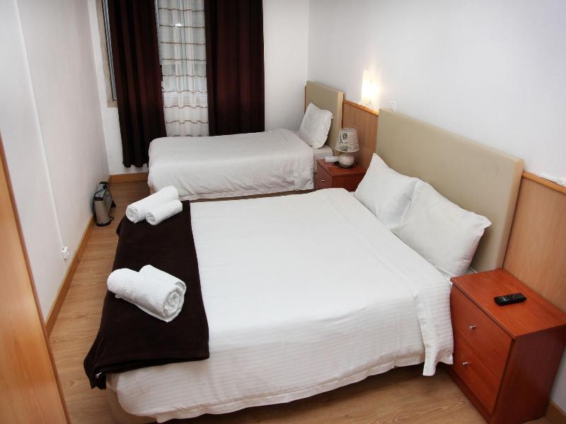 Lisbon Suite Home image