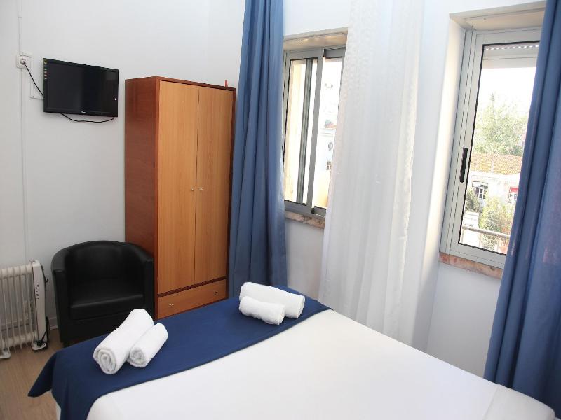 Lisbon Suite Home image