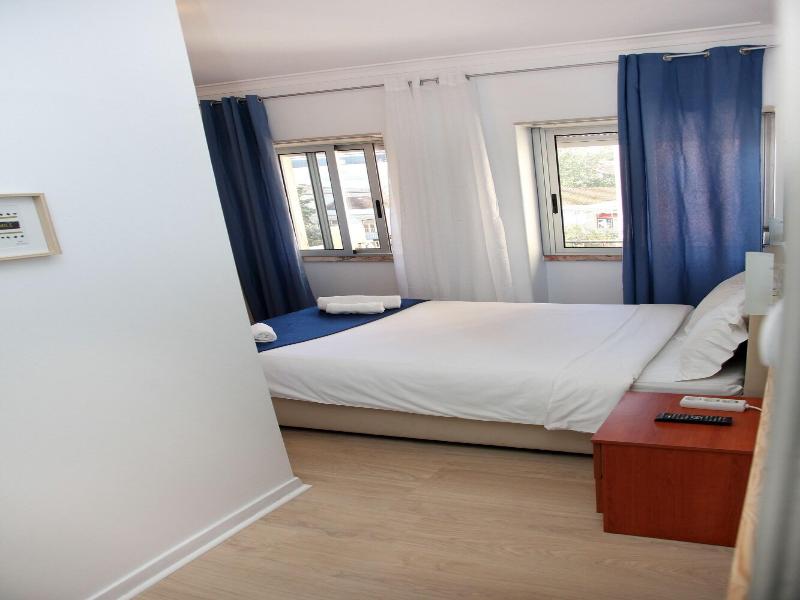 Lisbon Suite Home image