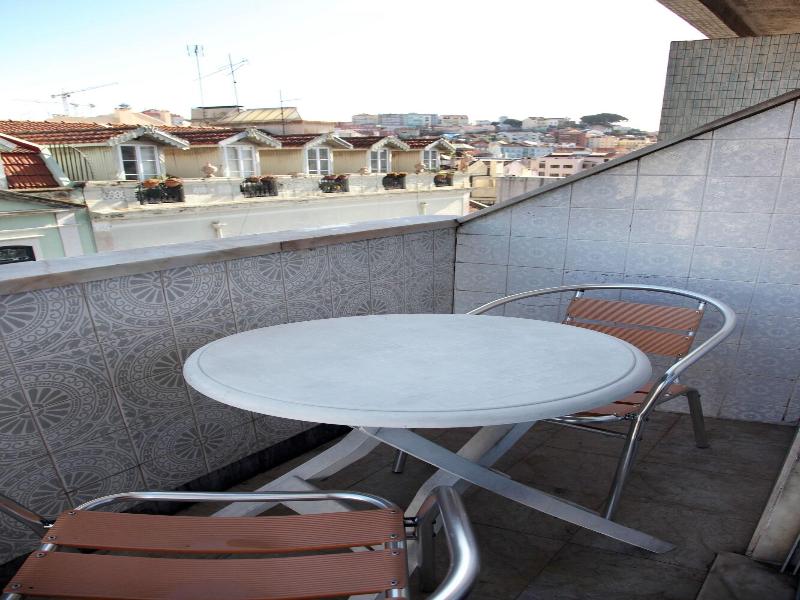 Lisbon Suite Home image