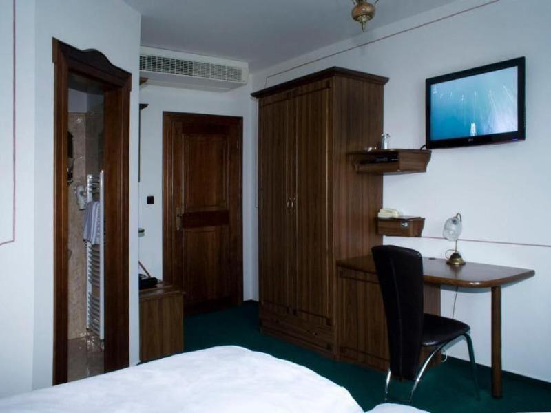 Zamecek Pod Hradem Hotel image