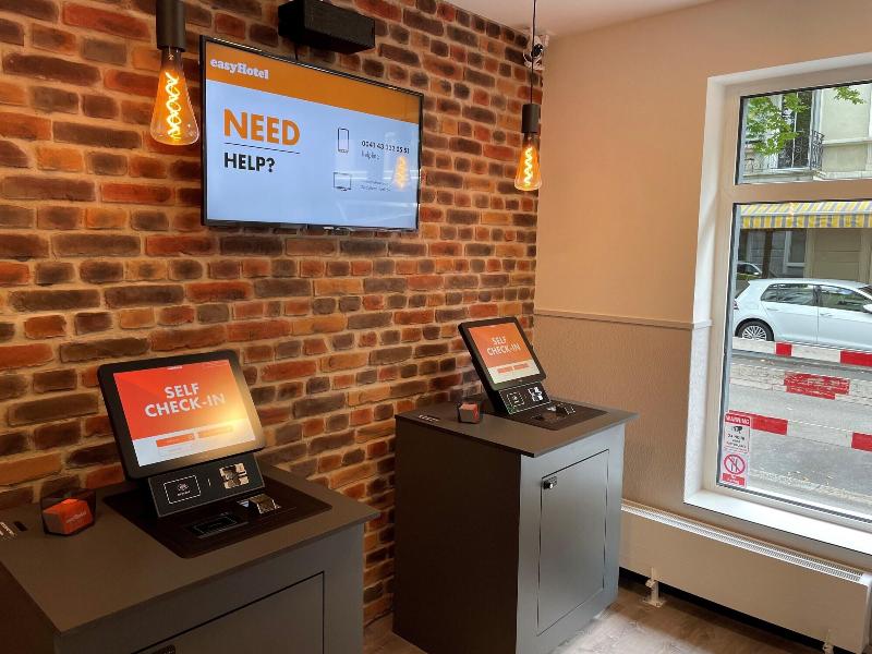 Easyhotel Zurich City Main Station image