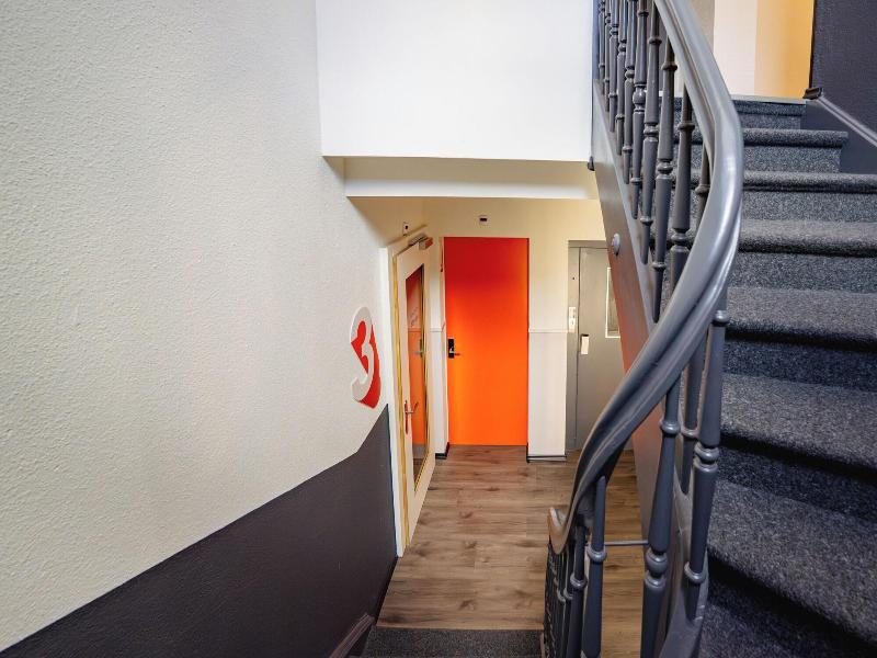 Easyhotel Zurich City Main Station image