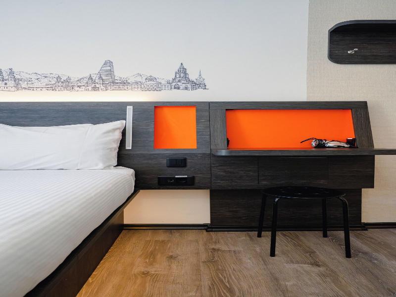 Easyhotel Zurich City Main Station image