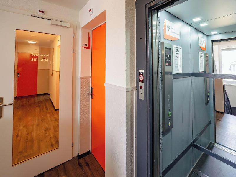 Easyhotel Zurich City Main Station image