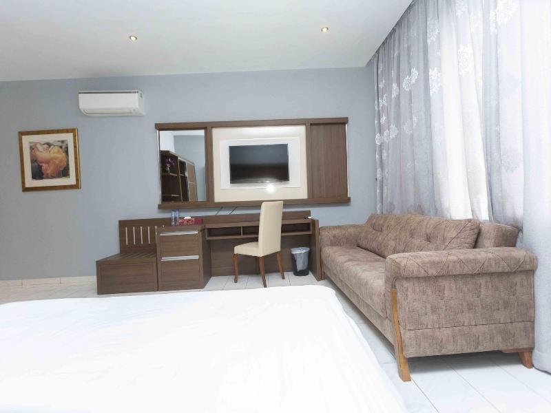 San Marino Hotel image
