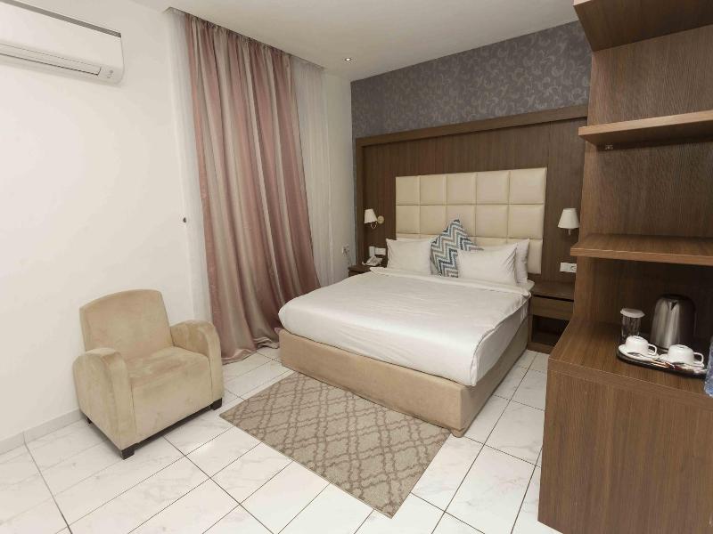 San Marino Hotel image