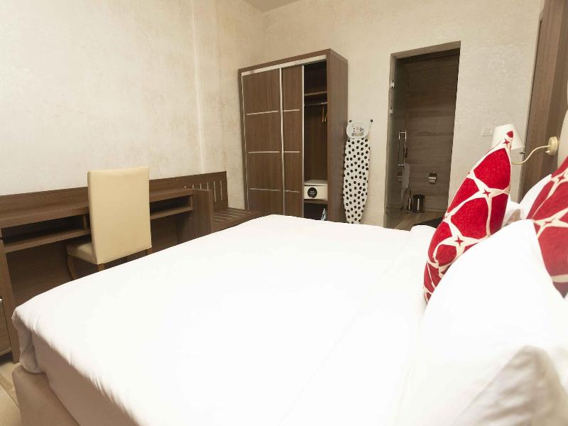 San Marino Hotel image